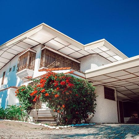 Hotel Santa Elena Antiguo Cuscatlán Extérieur photo