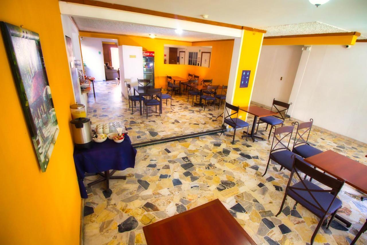 Hotel Santa Elena Antiguo Cuscatlán Extérieur photo