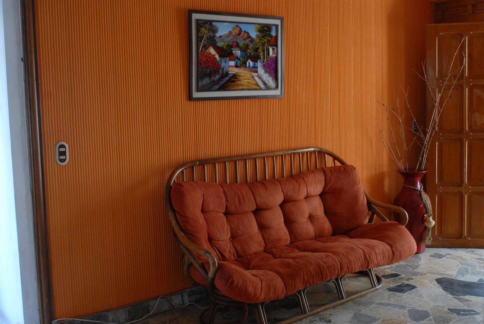 Hotel Santa Elena Antiguo Cuscatlán Extérieur photo