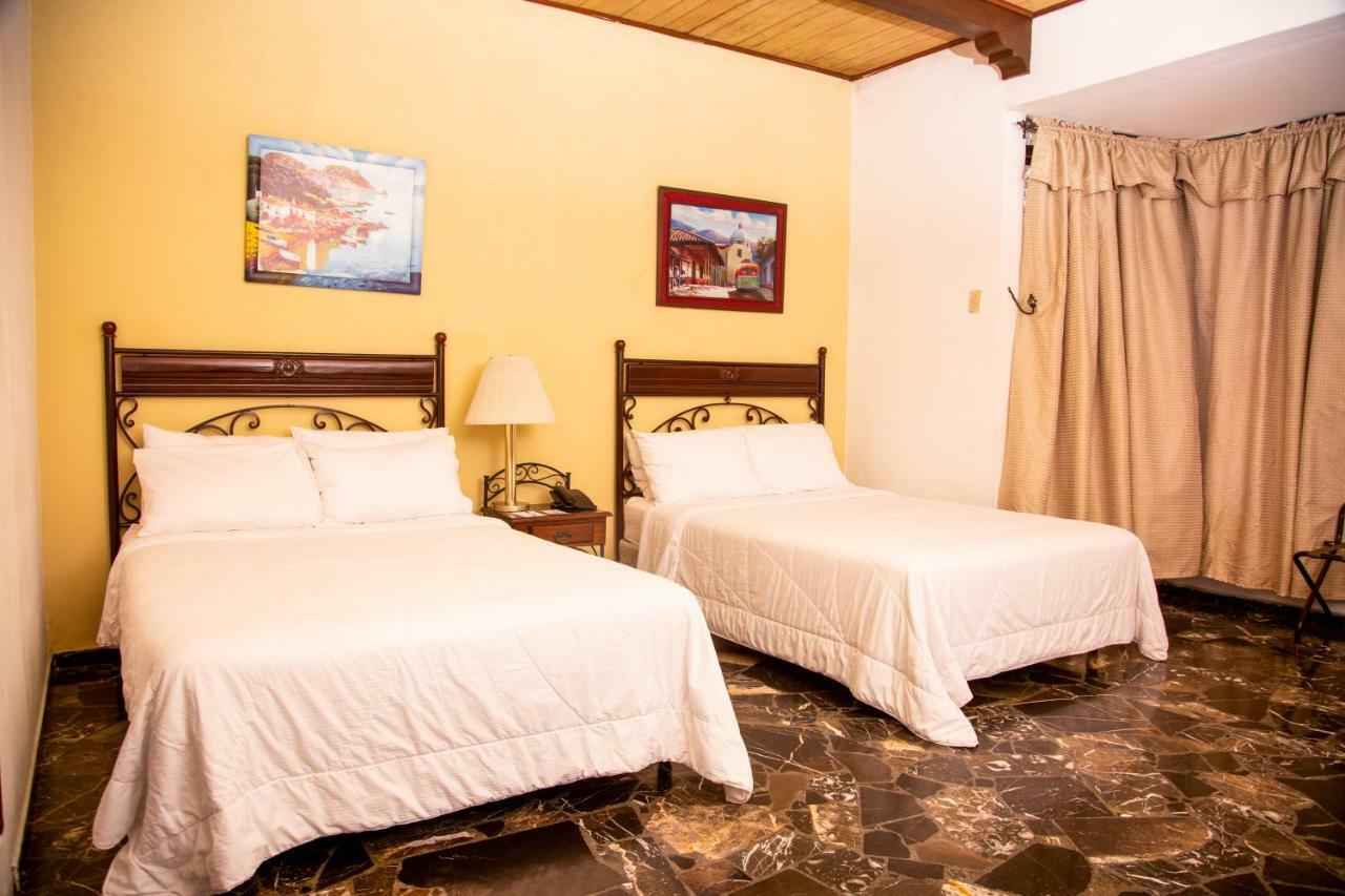 Hotel Santa Elena San Salvador Extérieur photo