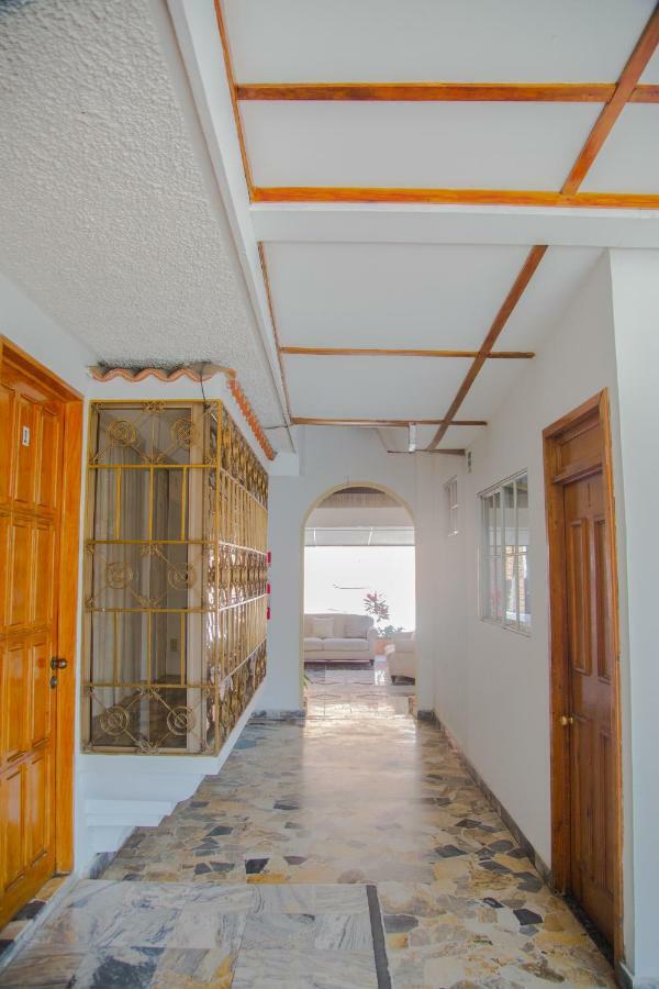 Hotel Santa Elena Antiguo Cuscatlán Extérieur photo