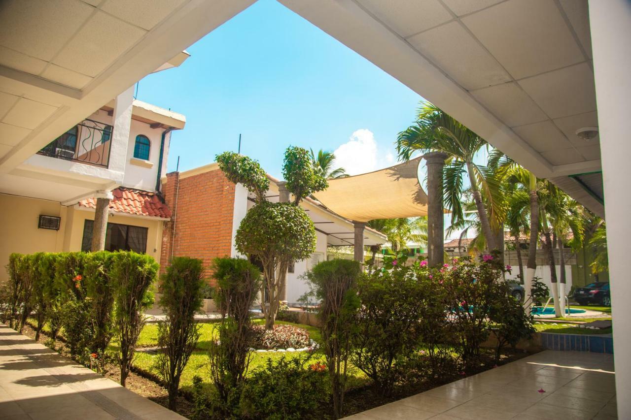 Hotel Santa Elena Antiguo Cuscatlán Extérieur photo