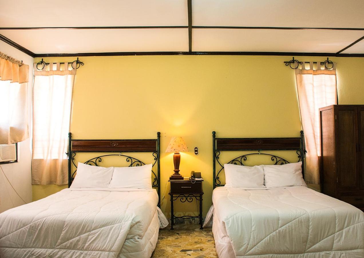 Hotel Santa Elena Antiguo Cuscatlán Extérieur photo